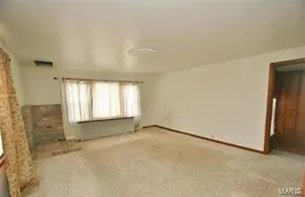2270 Redman, St Louis, MO 63136