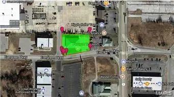 123 EVERGREEN Pkwy, Lebanon, MO 65536