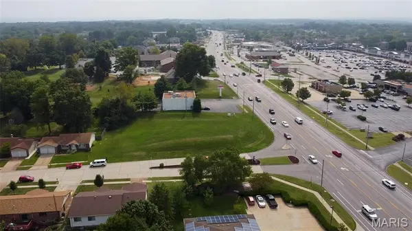 5446 Telegraph RD, Oakville, MO 63129