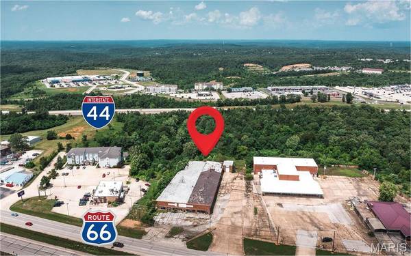 530 Old Route 66, St Robert, MO 65584