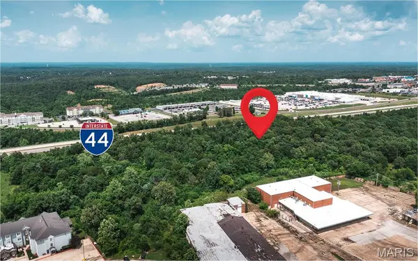 530 Old Route 66, St Robert, MO 65584