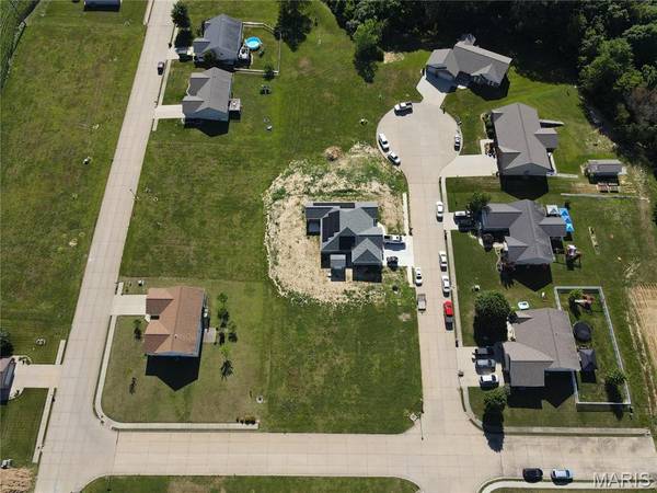 436 BLUFF MEADOWS DR, Valmeyer, IL 62295
