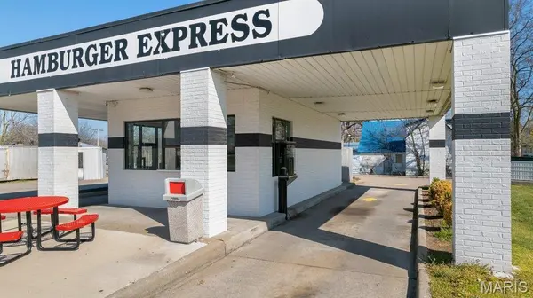 902 William ST, Cape Girardeau, MO 63703