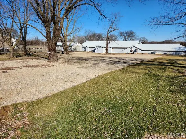6338 Spencer RD, Desloge, MO 63601