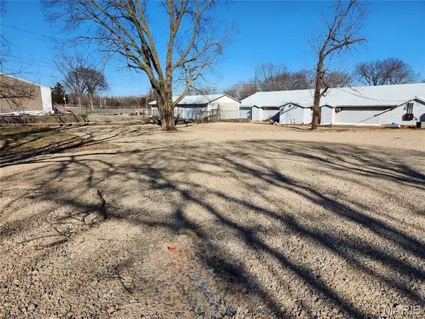 6338 Spencer RD, Desloge, MO 63601