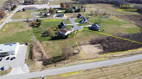 964 Kleefeld LN, St Libory, IL 62282