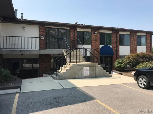 5661 Telegraph RD #3A, St Louis, MO 63129
