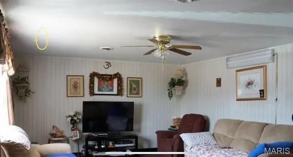 215 S BYPASS, Kennett, MO 63857