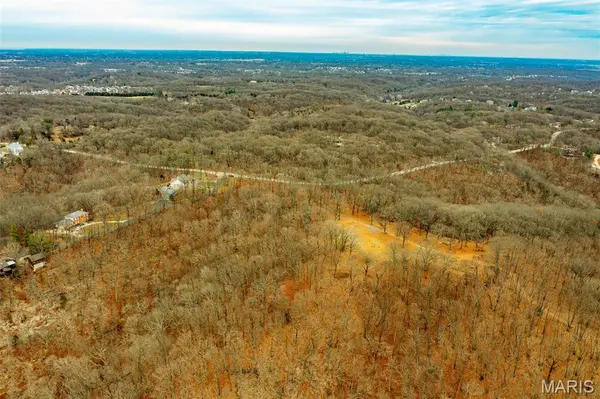 1115 Ridge RD, Wildwood, MO 63021