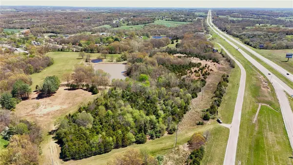 1100 Cinque Hommes DR, Perryville, MO 63775