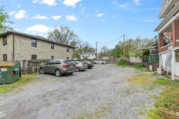 239 N Middle ST, Cape Girardeau, MO 63701