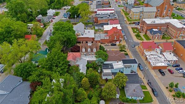 146 S 3rd ST, Ste Genevieve, MO 63670