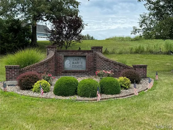 523 Saint John LN, Old Monroe, MO 63369