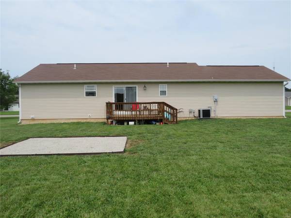 1612 Luna Drive, West Plains, MO 65775