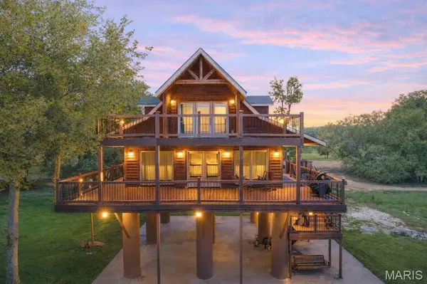 1901 River Valley Road, Doniphan, MO 63935
