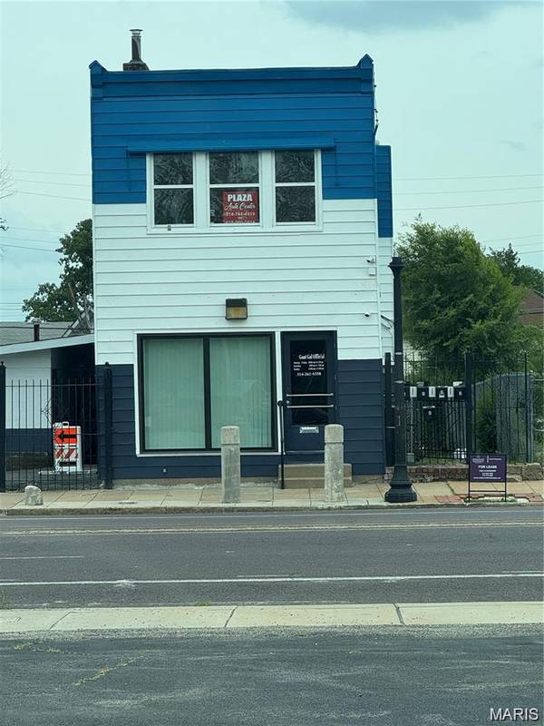 7954 N Broadway N #1,2.4, St Louis, MO 63147