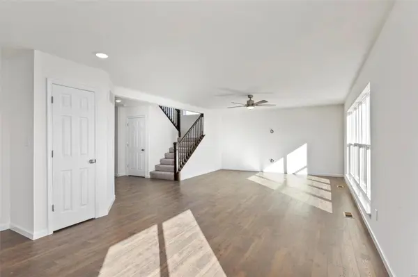 220 Windmill View DR, O'fallon, MO 63385