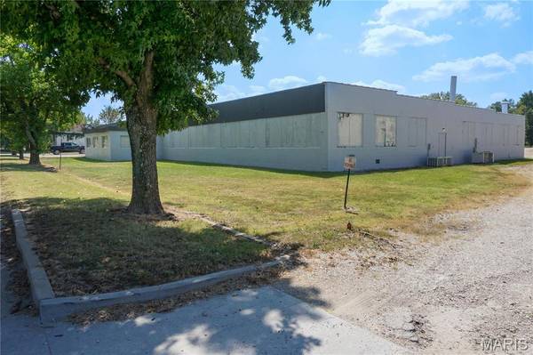 714 S Franklin ST, Cuba, MO 65453