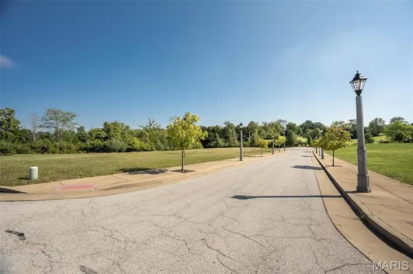 17002 New College AVE, Wildwood, MO 63040