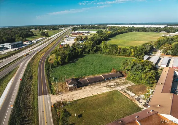 118 North Outer RD, St James, MO 65559