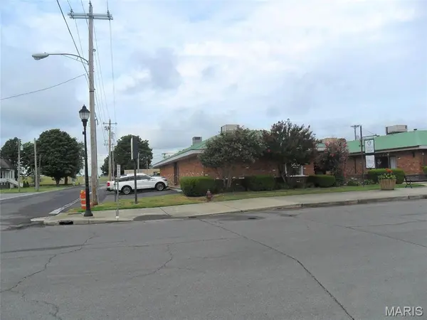 202 Main Street, New Madrid, MO 63869