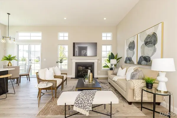 1 Brookmont @ Ryehill Manor, St Peters, MO 63376