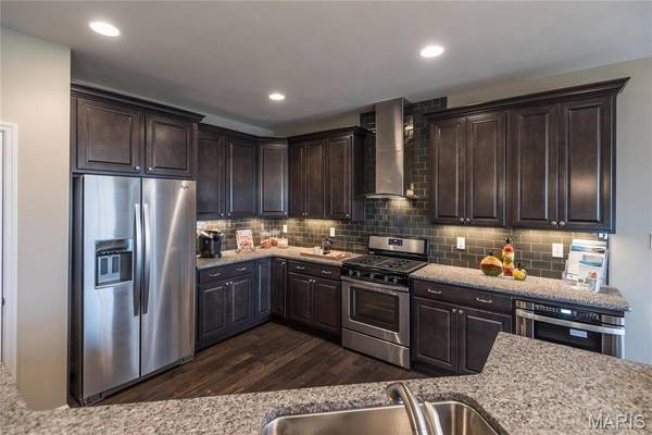 1 TBB Parker @ Ryehill Manor, St Peters, MO 63376
