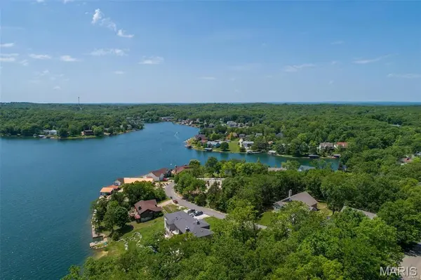 10155 Lake Ridge DR, Hillsboro, MO 63050