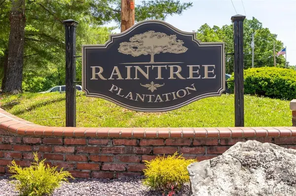 10155 Lake Ridge DR, Hillsboro, MO 63050