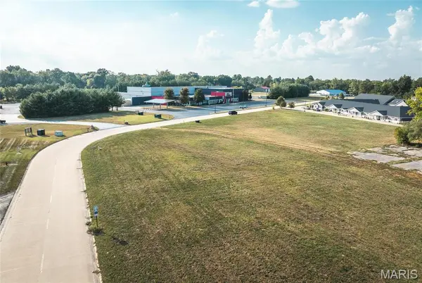 300 Mechanical DR, East Alton, IL 62024