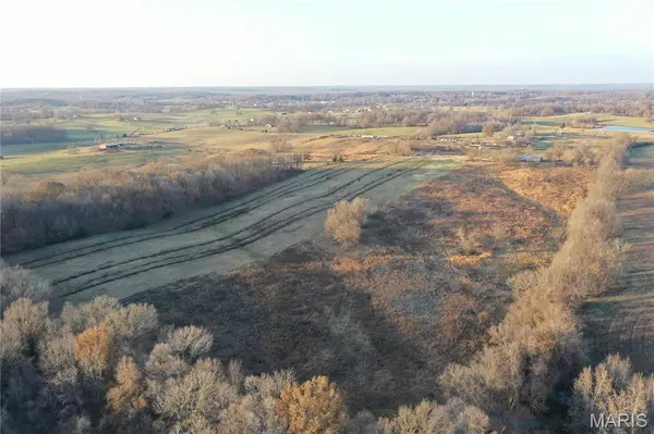 7432 County RD 284, Puxico, MO 63960