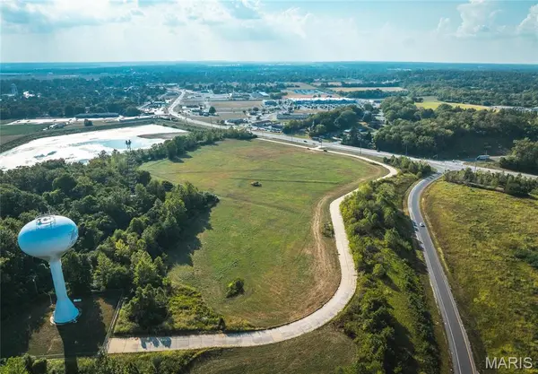 0 RT 111 & Vaughn RD at 255, Wood River, IL 62095