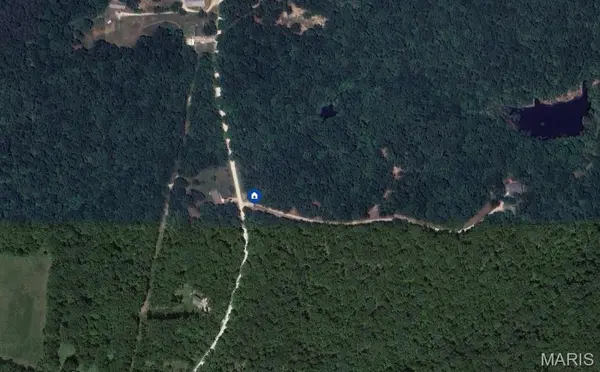 8 Woodland Lakes, Sullivan, MO 63080