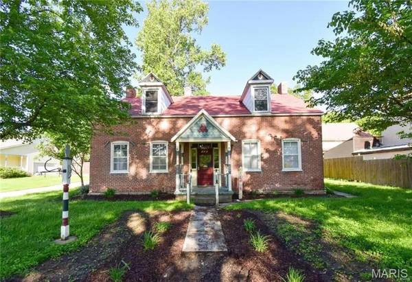 606 Washington ST, Hermann, MO 65041