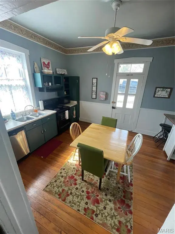 606 Washington ST, Hermann, MO 65041