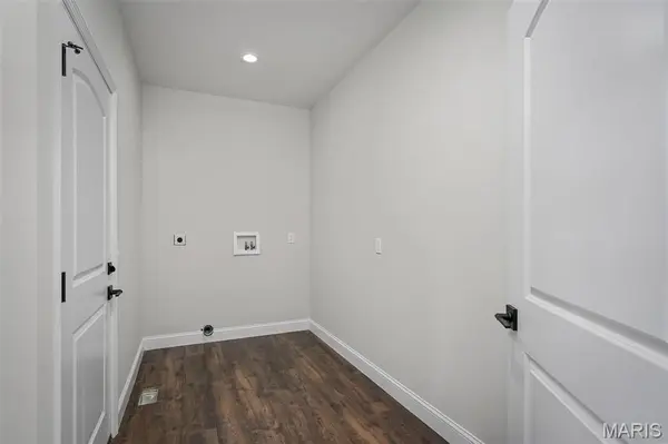 1 TBB Wood at Park Hills, Warrenton, MO 63383
