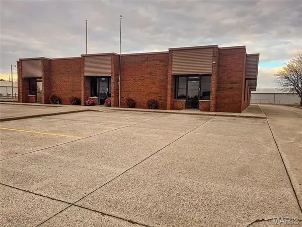 1218 Linn St, Sikeston, MO 63801