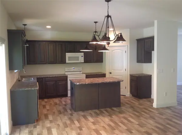 1607 Sugar Creek DR, Festus, MO 63028