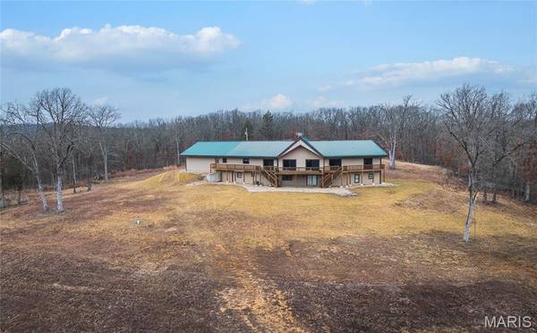 6552 High Point RD, Montreal, MO 65591