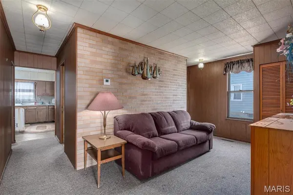 425 W Main ST, Staunton, IL 62088