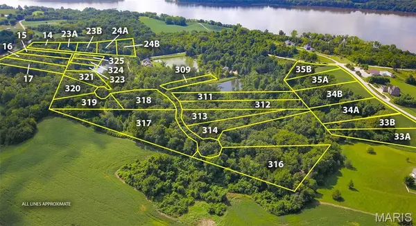 6 Ferry DR, Golden Eagle, IL 62036