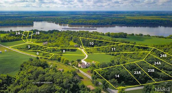2A&2B Eagle Crest DR #B, Golden Eagle, IL 62036