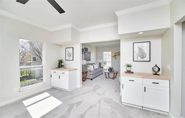 6 Spinning Wheel LN, O'fallon, MO 63368