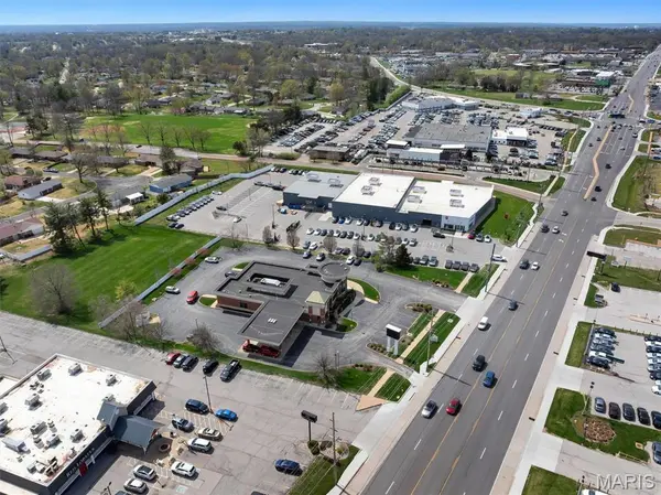 5721 S Lindbergh BLVD, St Louis, MO 63123