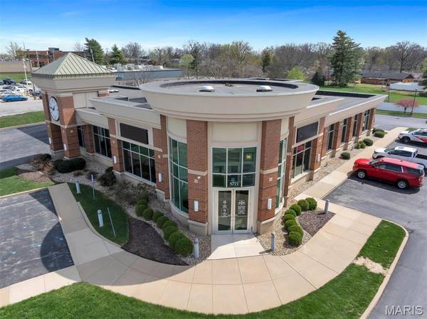 5721 S Lindbergh BLVD, St Louis, MO 63123