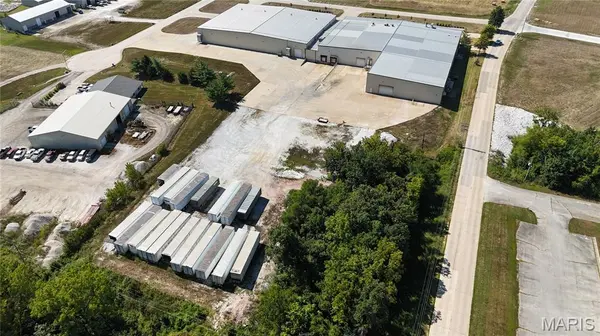 1011 Industrial CT, Moscow Mills, MO 63362