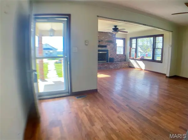 708 Locust ST, Edgar Springs, MO 65462