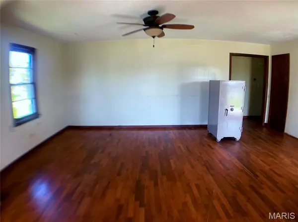 708 Locust ST, Edgar Springs, MO 65462