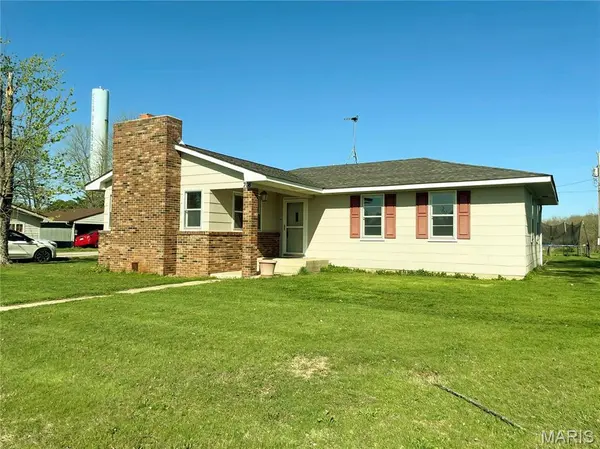 708 Locust ST, Edgar Springs, MO 65462