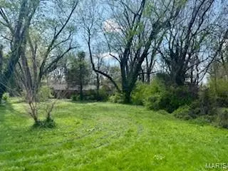 114 Ashland AVE, Fairview Heights, IL 62208
